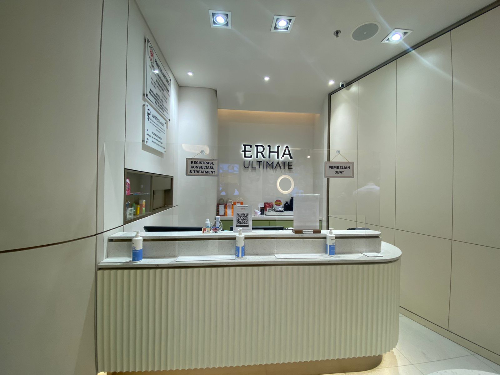 ERHA Klinik | Mall Kelapa Gading 3- Klinik Spesialis Kulit & Rambut