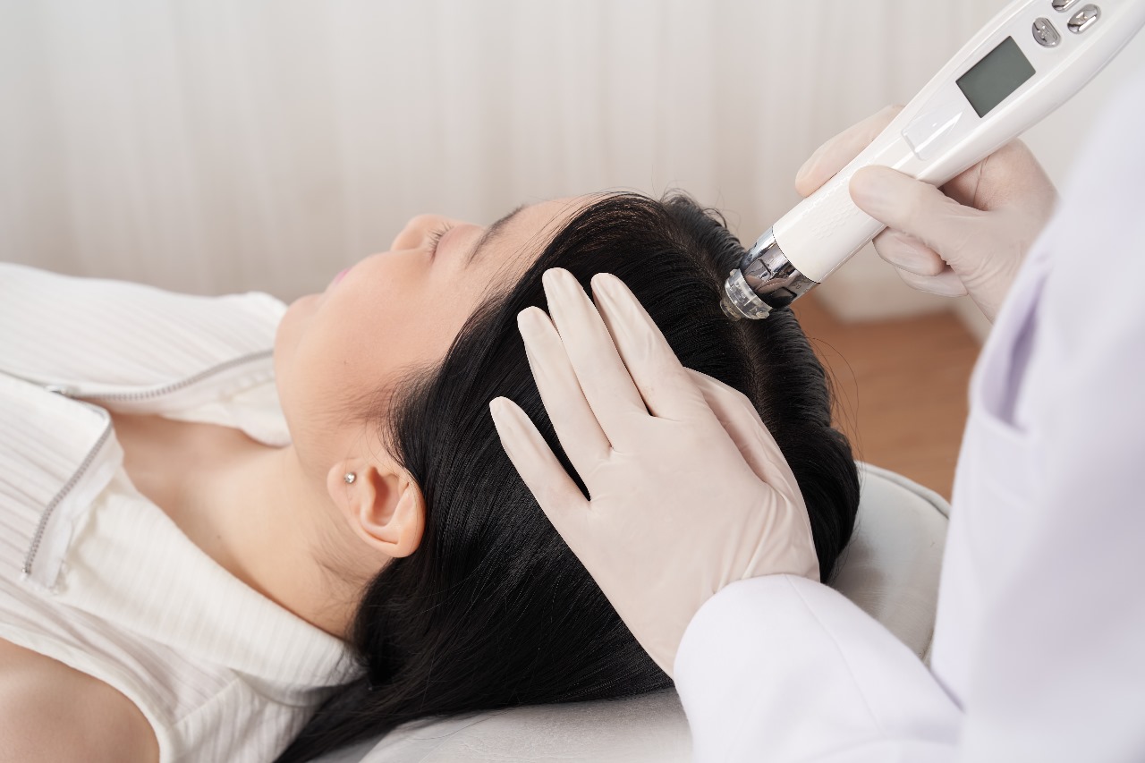 Advanced Anti Hair Fall Therapy by Microtherapy